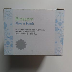 Creative Memories Place 'n' Punch